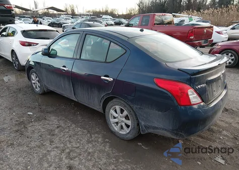 2014 Nissan Versa 1.6 Sv z USA, uszkodzony, nr VIN 3N1CN7AP1EL839266